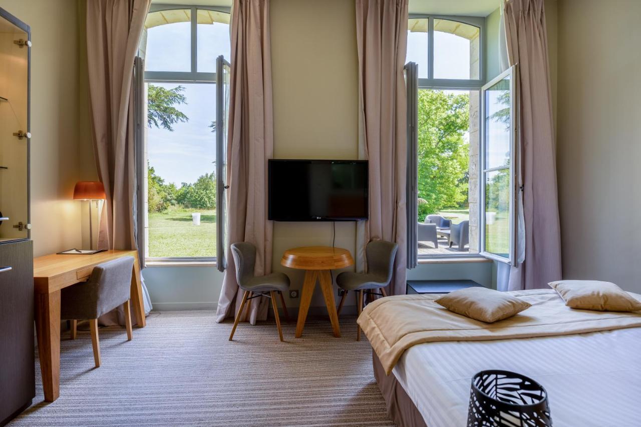 Hotel Et Spa Du Chateau Lagord Buitenkant foto