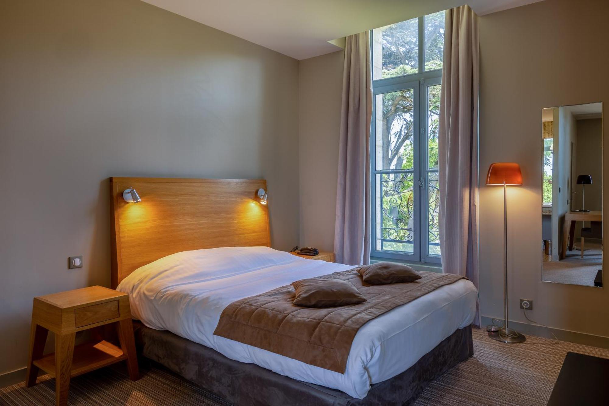 Hotel Et Spa Du Chateau Lagord Kamer foto