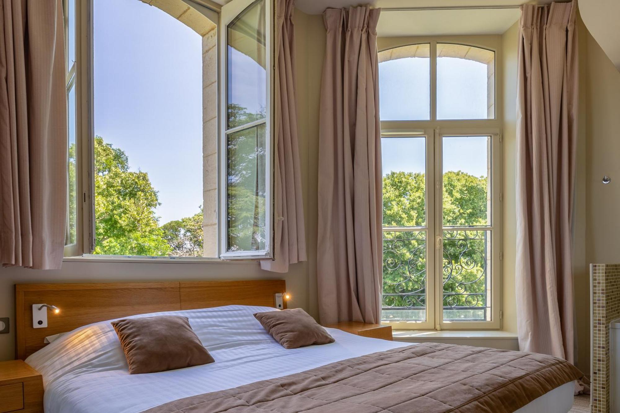 Hotel Et Spa Du Chateau Lagord Kamer foto