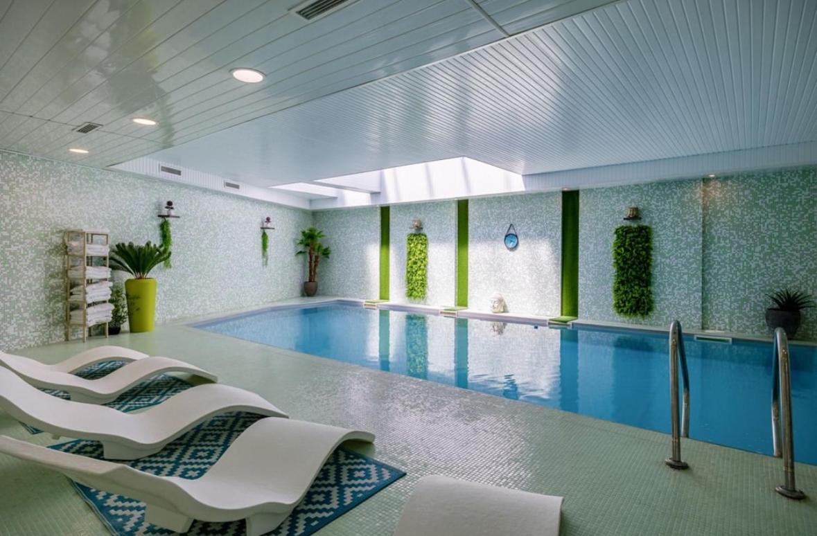 Hotel Et Spa Du Chateau Lagord Buitenkant foto